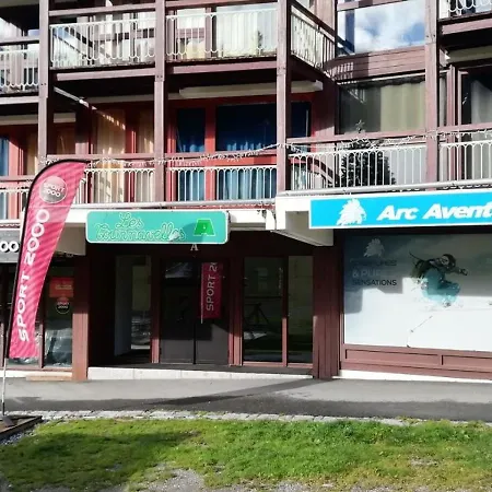 Tournavelles - 2 Pieces 5 Personnes Avec Vue Sur Les Pistes, Skis Aux Pieds Et Des Commerces, Proche De L'esf Et De La Garderie Dan Mae-2071 *