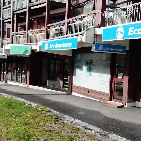 Apartment Tournavelles - 2 Pieces 5 Personnes Avec Vue Sur Les Pistes, Skis Aux Pieds Et Des Commerces, Proche De L'esf Et De La Garderie Dan Mae-2071 *