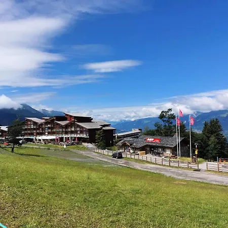 Tournavelles - 2 Pieces 5 Personnes Avec Vue Sur Les Pistes, Skis Aux Pieds Et Des Commerces, Proche De L'esf Et De La Garderie Dan Mae-2071